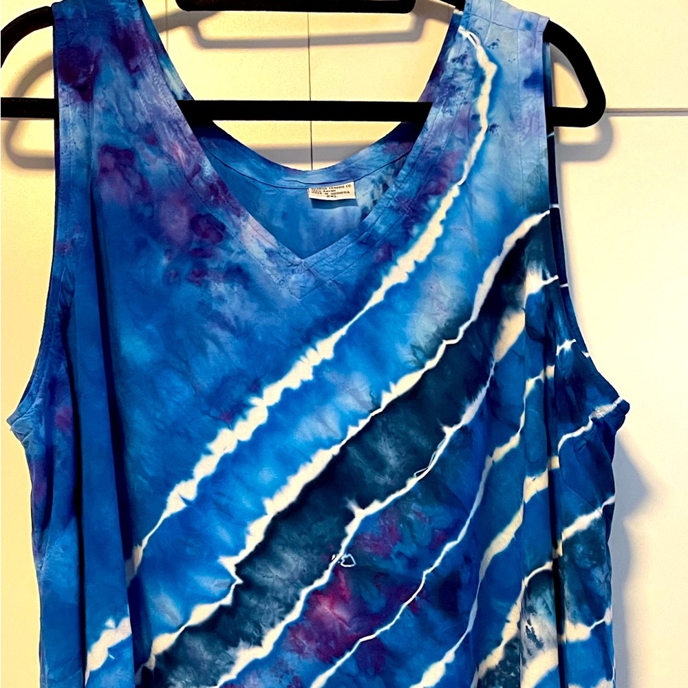 Geode dyed tunic top